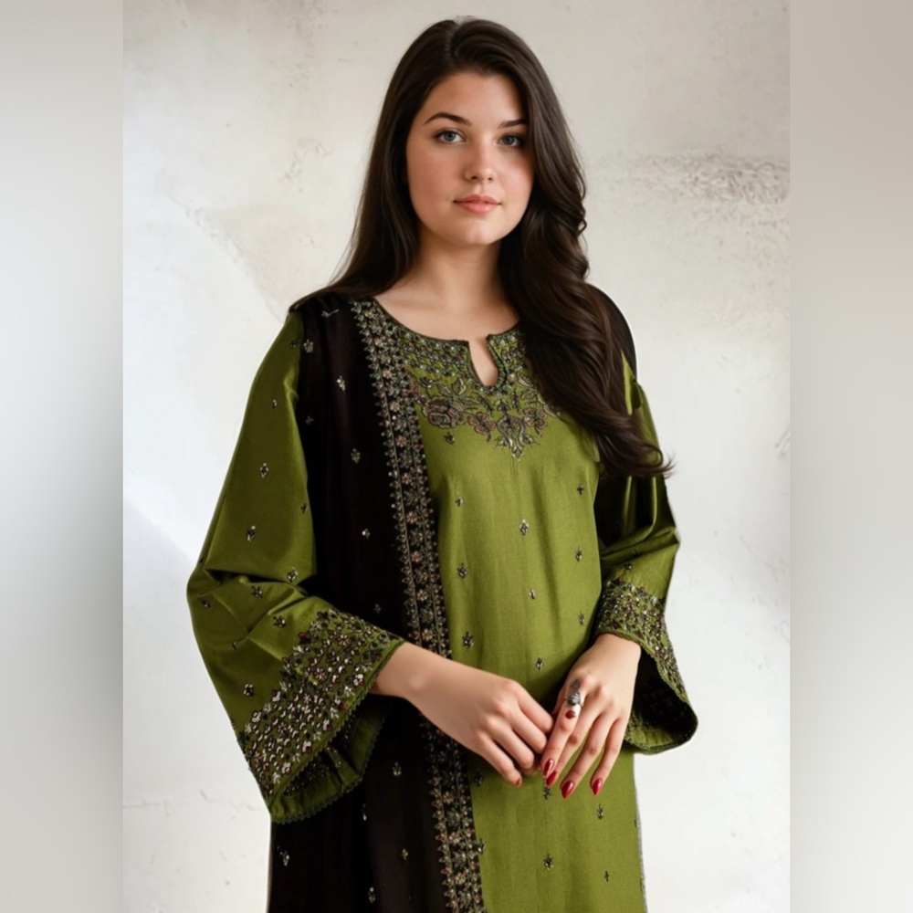 3 piece Pakistani suit